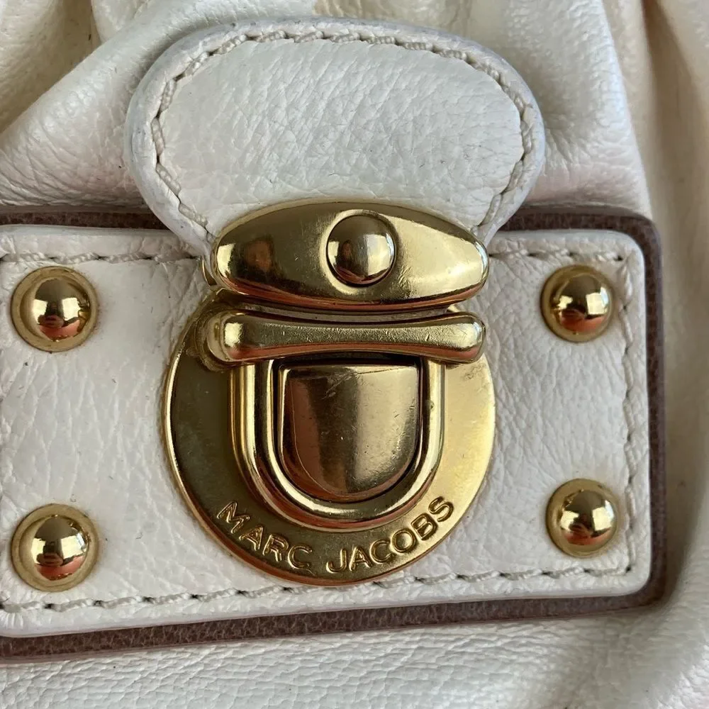 Marc Jacobs off white leather purse